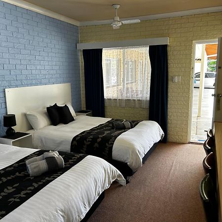 Jillaroo Motor Inn グレン・インズ エクステリア 写真