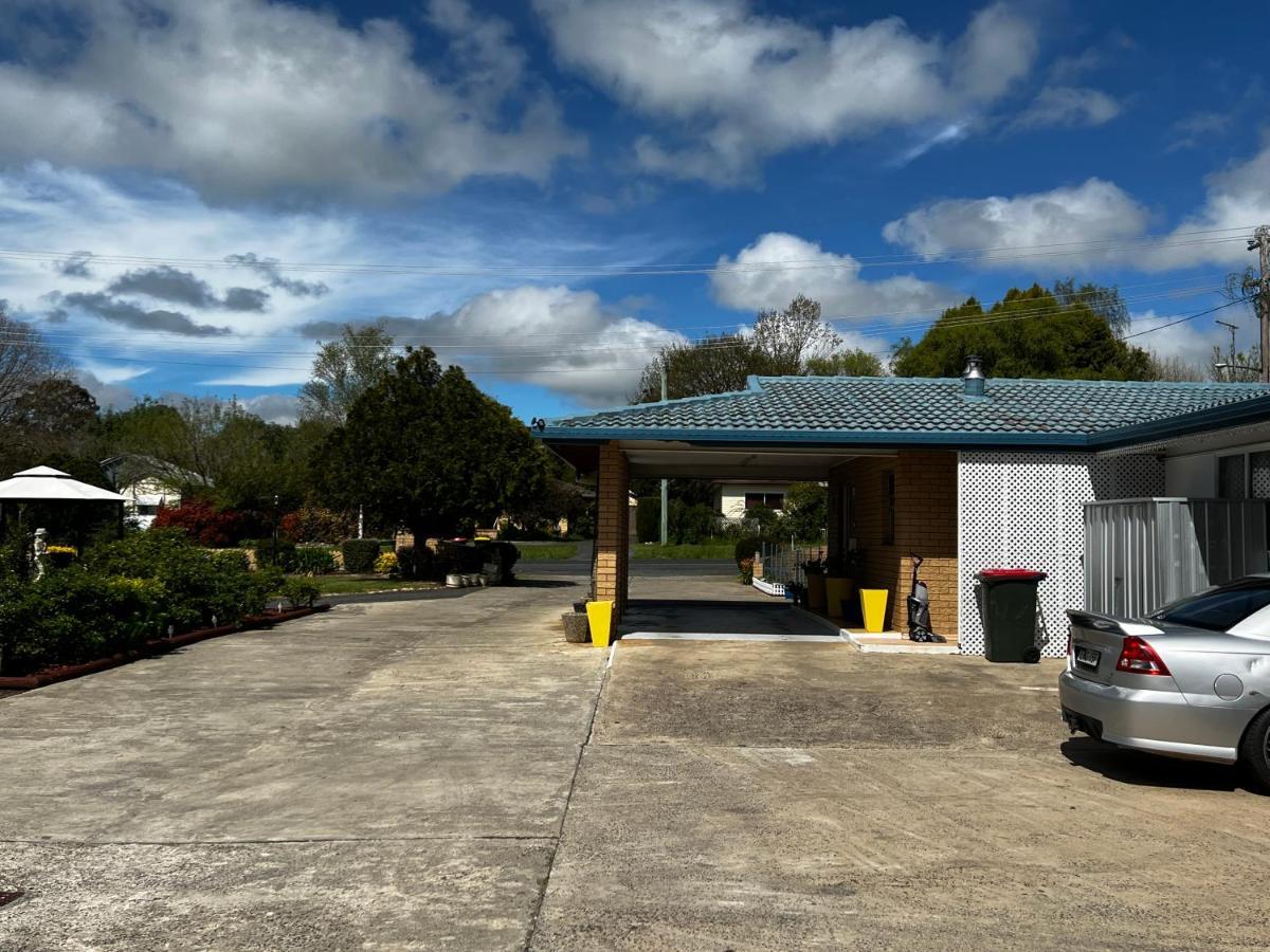 Jillaroo Motor Inn グレン・インズ エクステリア 写真