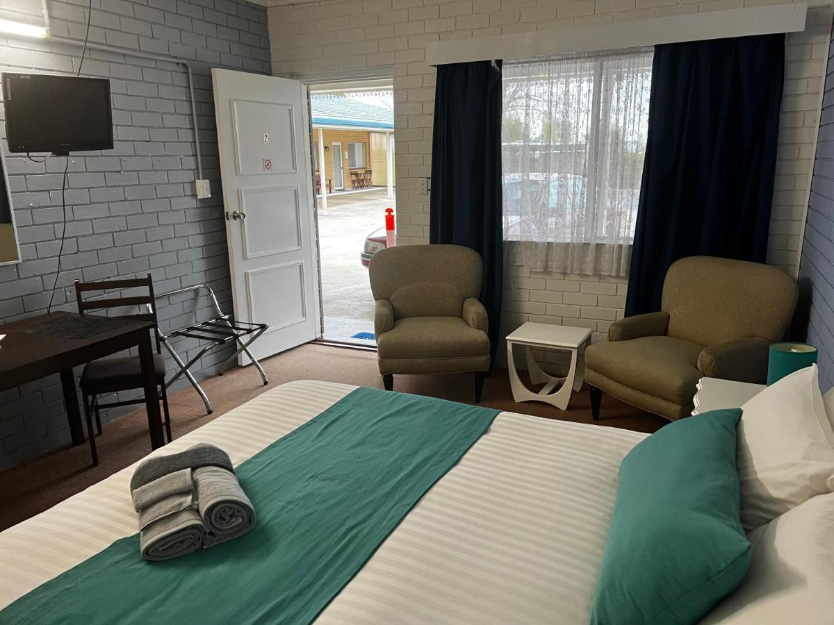 Jillaroo Motor Inn グレン・インズ エクステリア 写真