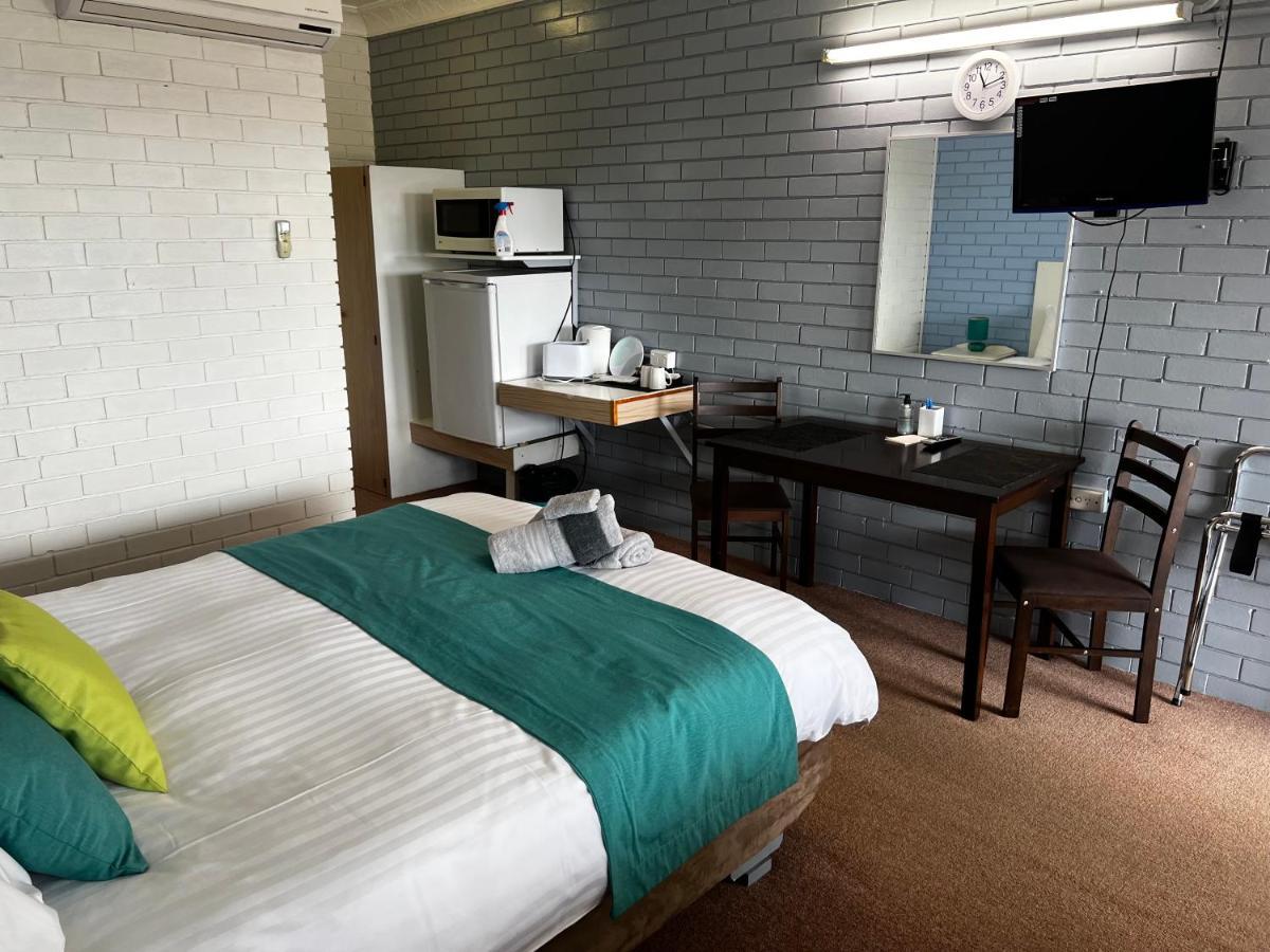 Jillaroo Motor Inn グレン・インズ エクステリア 写真