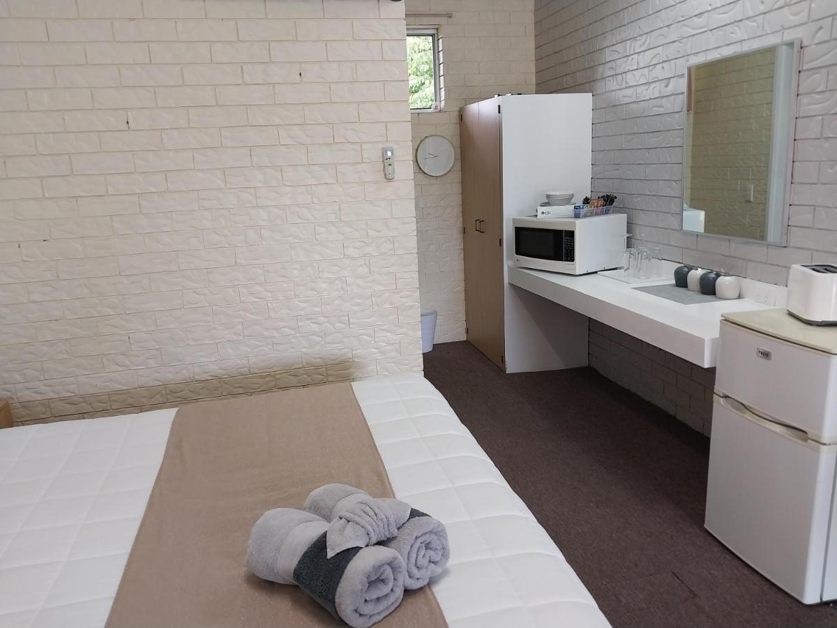 Jillaroo Motor Inn グレン・インズ エクステリア 写真