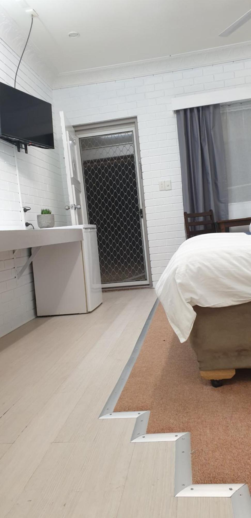 Jillaroo Motor Inn グレン・インズ エクステリア 写真