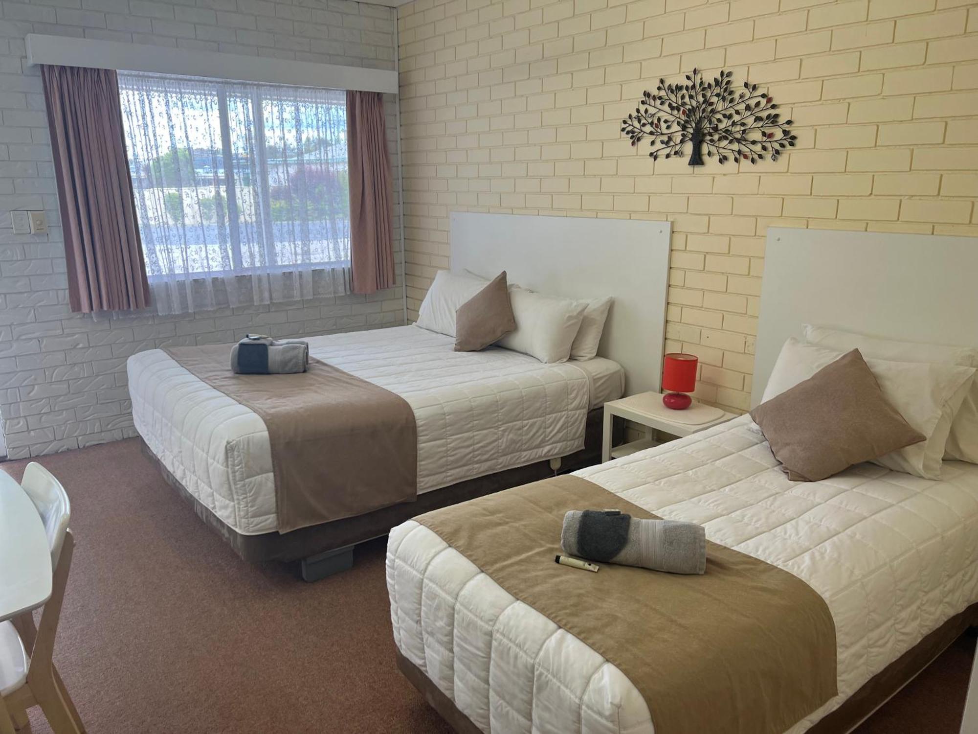 Jillaroo Motor Inn グレン・インズ エクステリア 写真